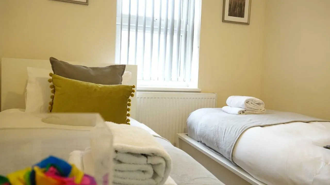 Heathrow Ensuite Rooms- Auto Check In Londres 0*,