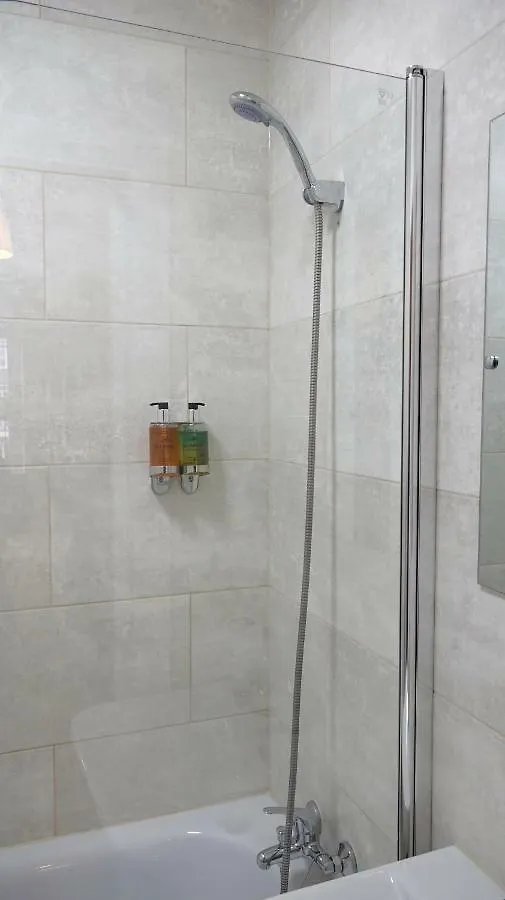 Heathrow Ensuite Rooms- Auto Check In Londres Reino Unido